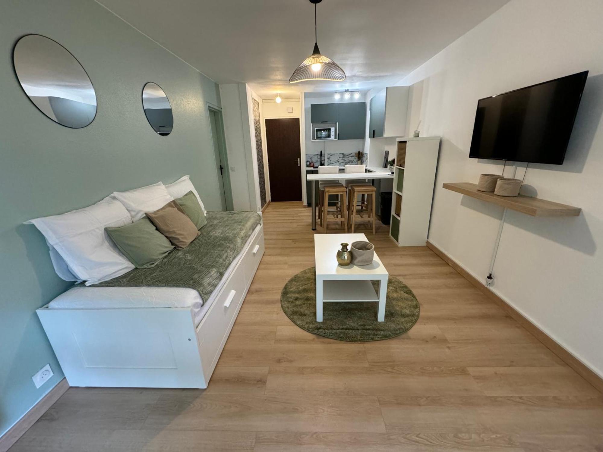 Appartement A 2 Min Des Plages تروفيي سور مير المظهر الخارجي الصورة